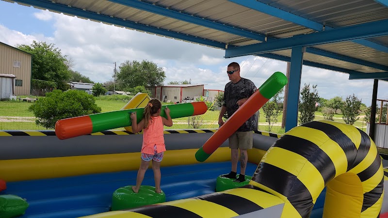 Alamo Mini Golf, More & Parties — Amusement Center in Marion