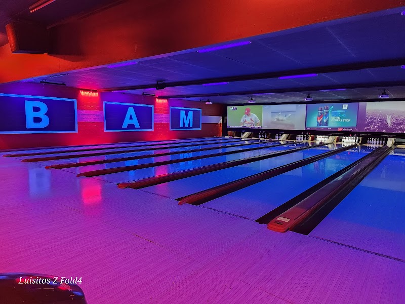 Bowlero Heather Ridge — Bowling Alley in Aurora