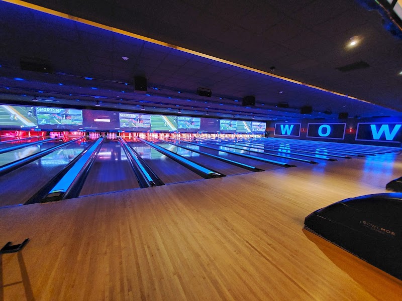 Bowlero White Plains — Bowling Alley in White Plains
