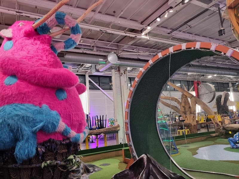 Can Can Wonderland - St. Paul — Miniature Golf Course in Saint Paul