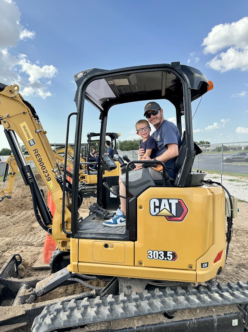 Dig World — Amusement Center in Katy