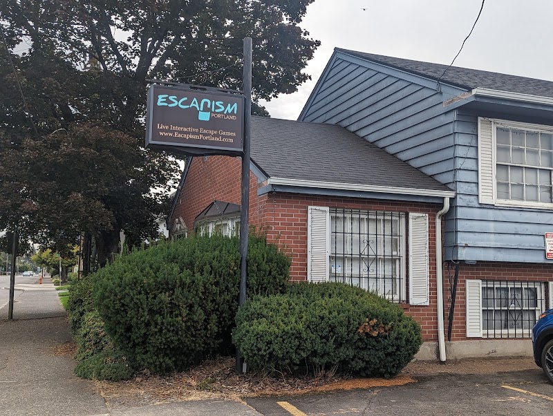 Escapism: Alien Zoo, Malice Manor & Funky Lab Escape Rooms — Amusement Center in Portland
