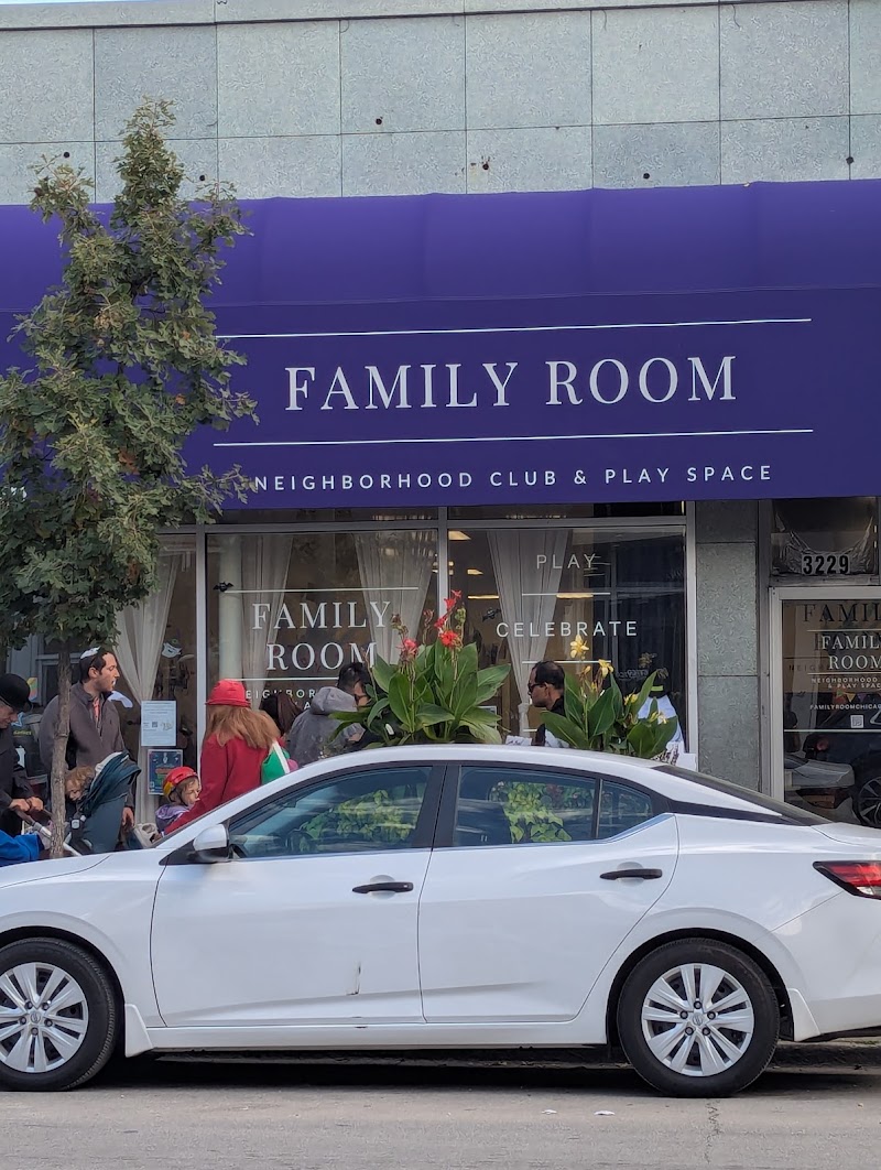 Family Room Chicago on Broadway — Indoor Playground in Chicago