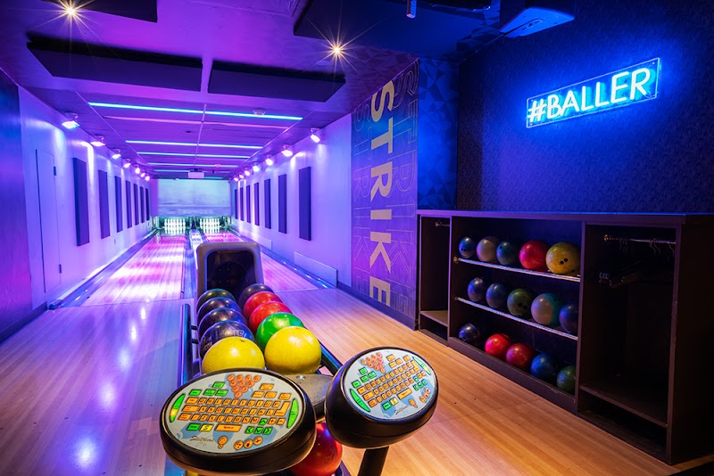 Frames Bowling Lounge — Bowling Alley in New York