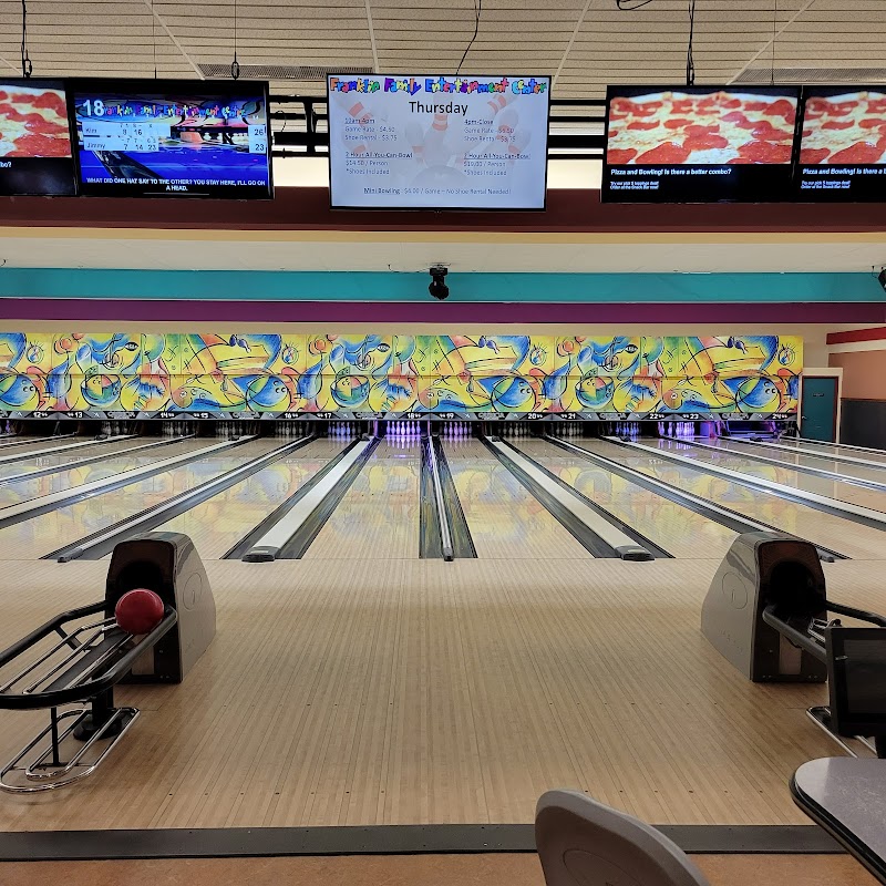 Franklin Family Entertainment Center — Bowling Alley in Franklin