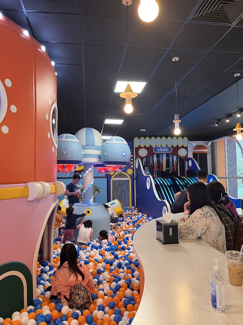 J7 Adventureland — Indoor Playground in Burlington