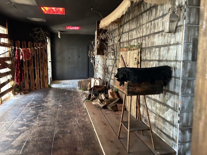 Lara's Labyrinth — Amusement Center in San Diego