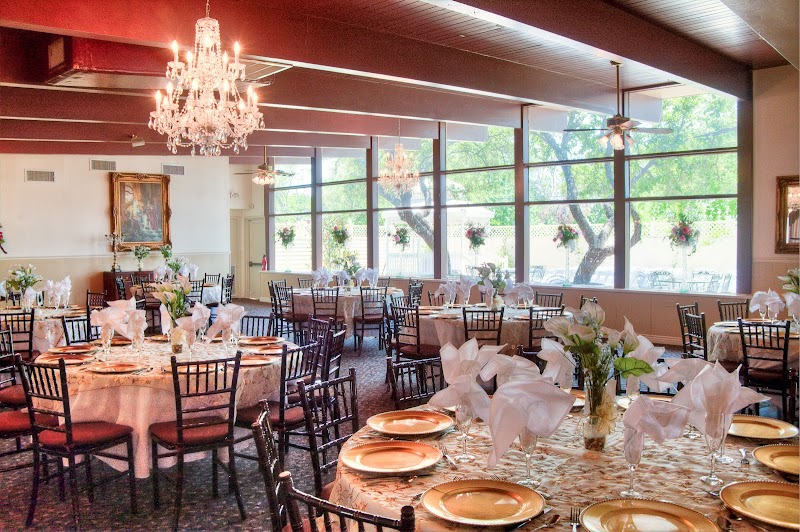 Magnolia Gardens on Main — Event Venue in San Antonio