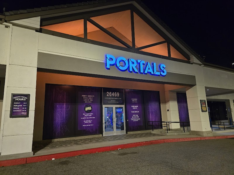 Portals Entertainment Center — Miniature Golf Course in Temecula