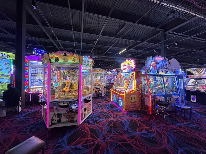 Round1 Bowling & Arcade Southwest Plaza — Amusement Center in Littleton