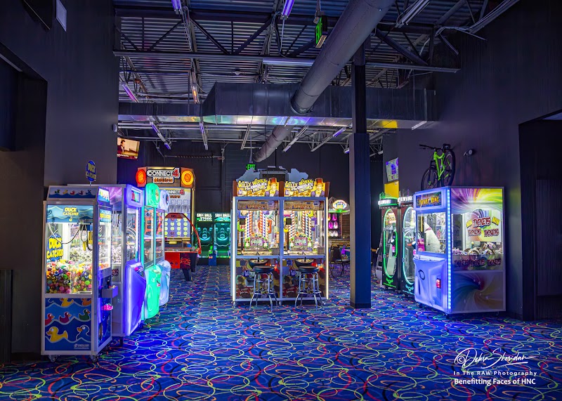 Scary Strokes — Miniature Golf Course in Waldorf