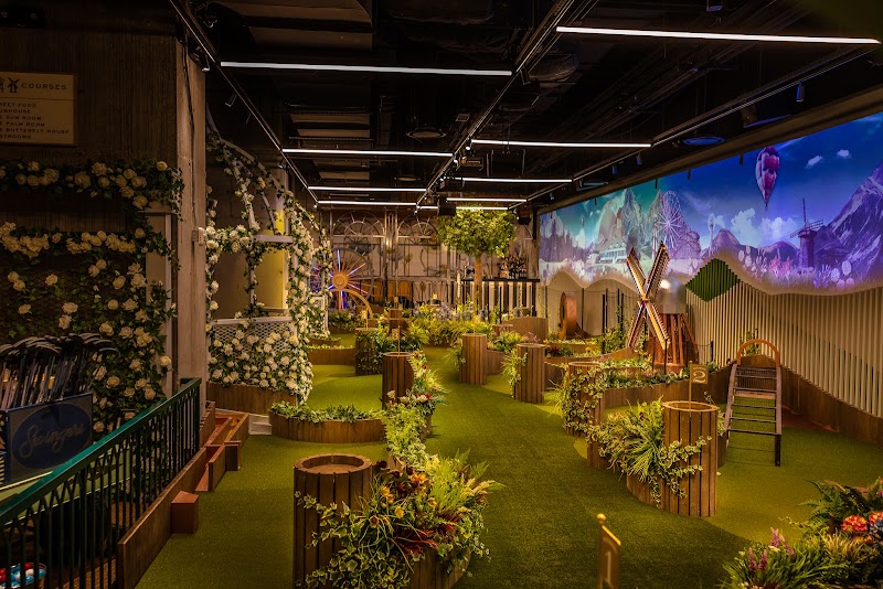 Swingers NoMad — Miniature Golf Course in New York