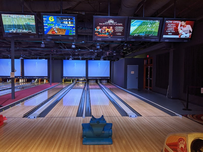 Viejas Bowl — Bowling Alley in Alpine