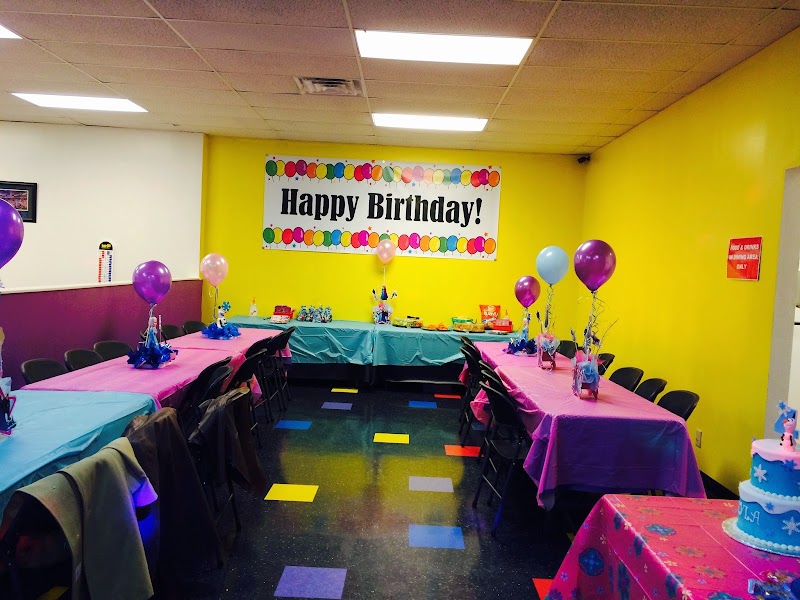 Wacky Kidz — Event Venue in Hollywood Park